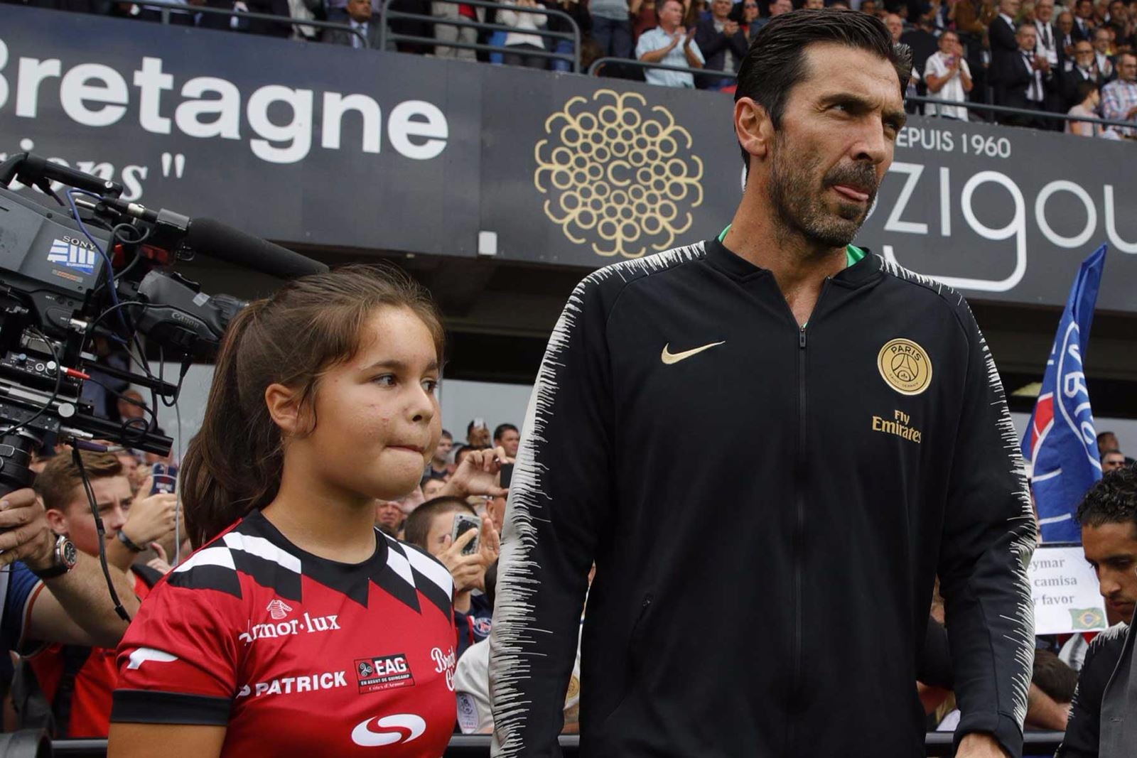 神舟十六号整装待发，或将首次迎来非飞行员出身的“航天员